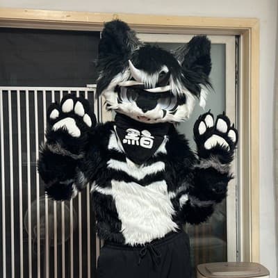 黯白的头像